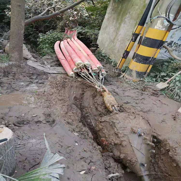 鞍山武汉卷帘门拖拉管